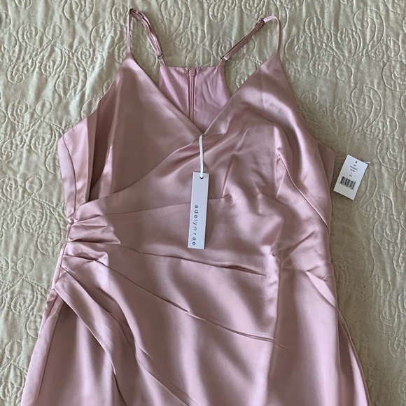 Adelyn Rae Dress - Picture 2 of 2